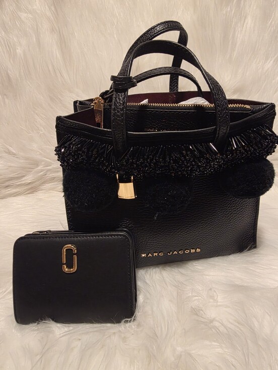 Marc Jacobs Handbags - Marc Jacobs 2pcs Mini Grind Bag & Wallet. Black Beaded Pom Pom 3 Way Bag. EUC